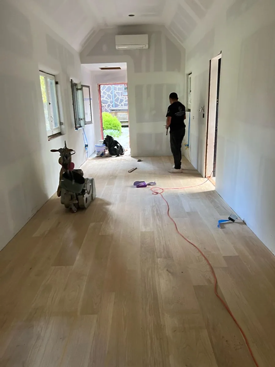 Hudson Hardwood hardwood floor refinishing